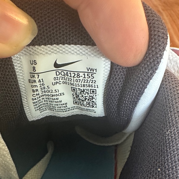 Nike Air Max 90 Golf in Cave Purple - Picture 8 of 9